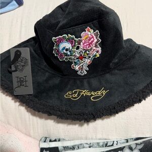 ❣️❄️Ed Hardy Black Hat with Colorful Embroidery